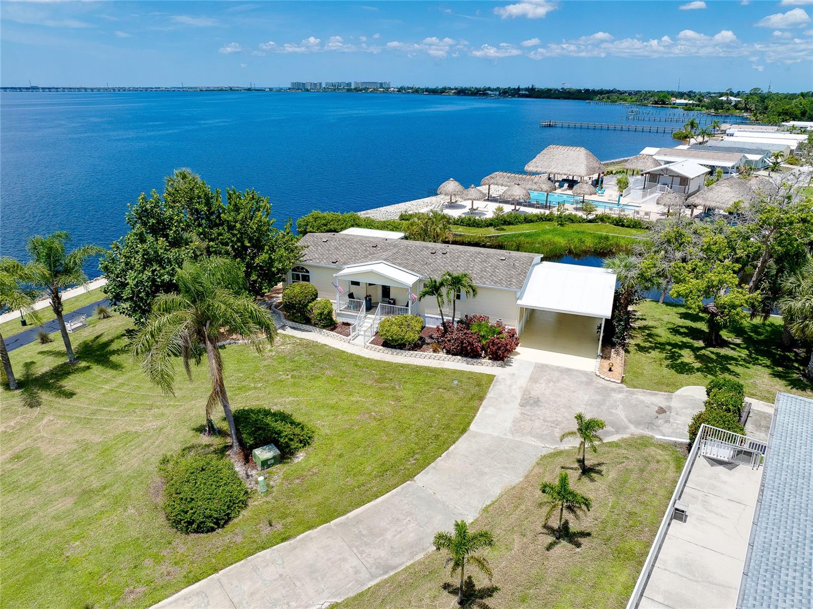 Image 43 of 63 For 24437 Harborview Road A