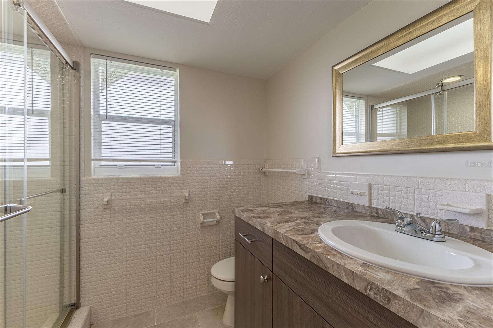 Image 11 of 17 For 210 De Lido Court