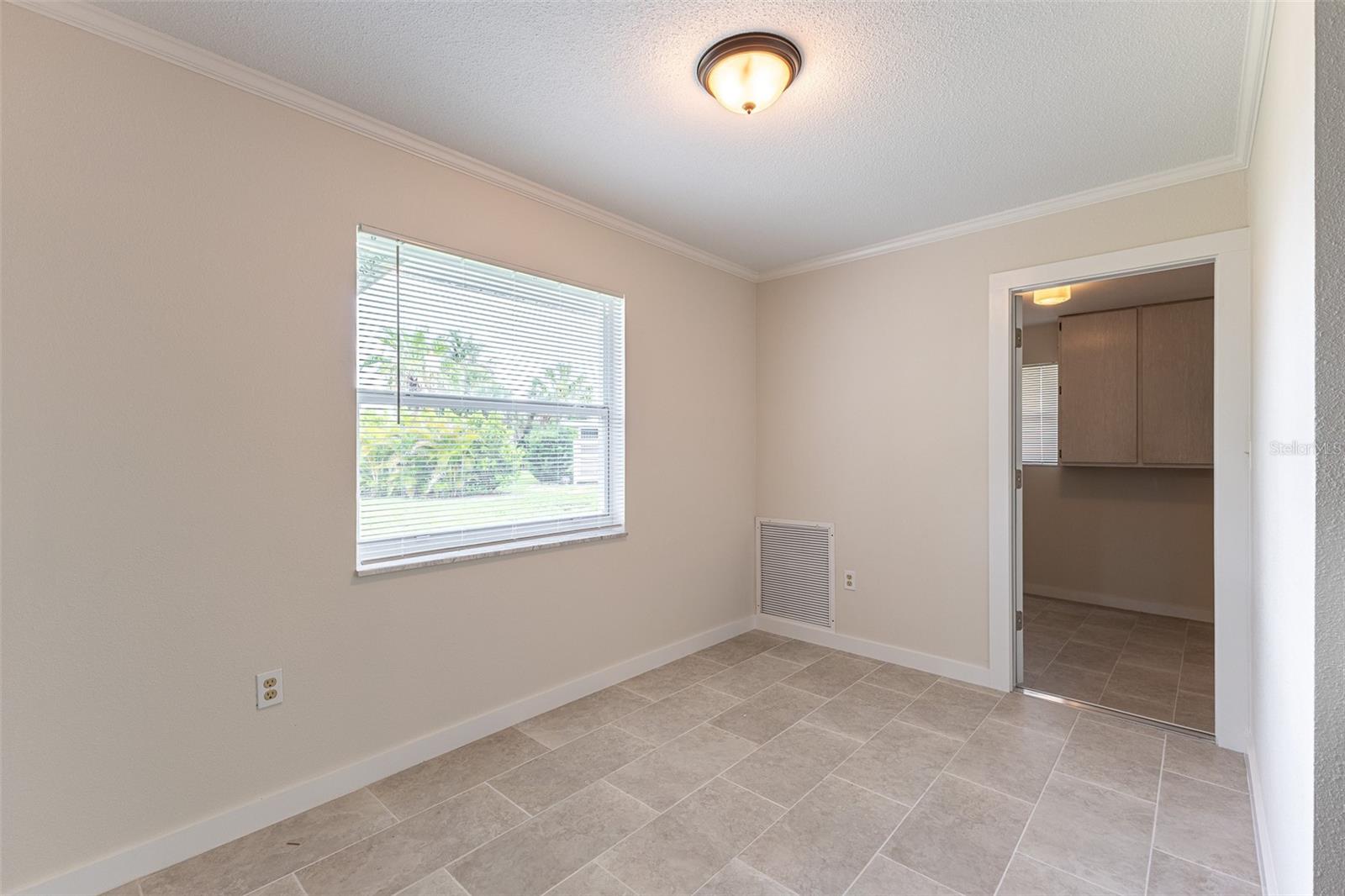 Image 9 of 17 For 210 De Lido Court