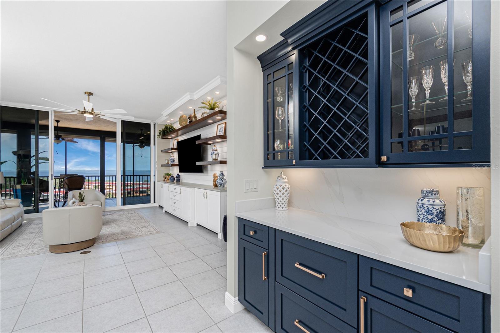 Image 11 of 65 For 3313 Sunset Key Cir  701