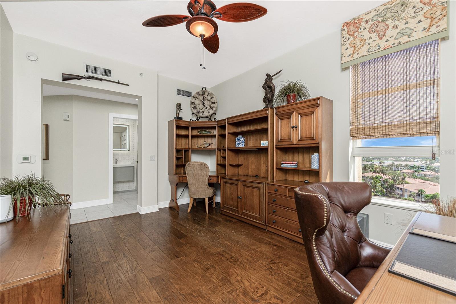 Image 22 of 65 For 3313 Sunset Key Cir  701