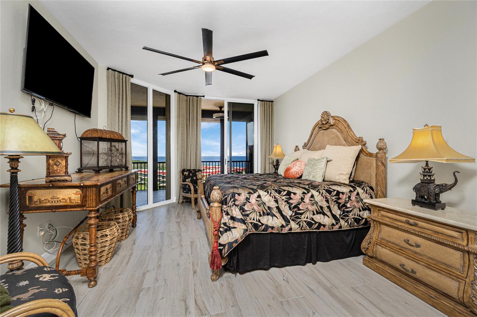 Image 23 of 65 For 3313 Sunset Key Cir  701