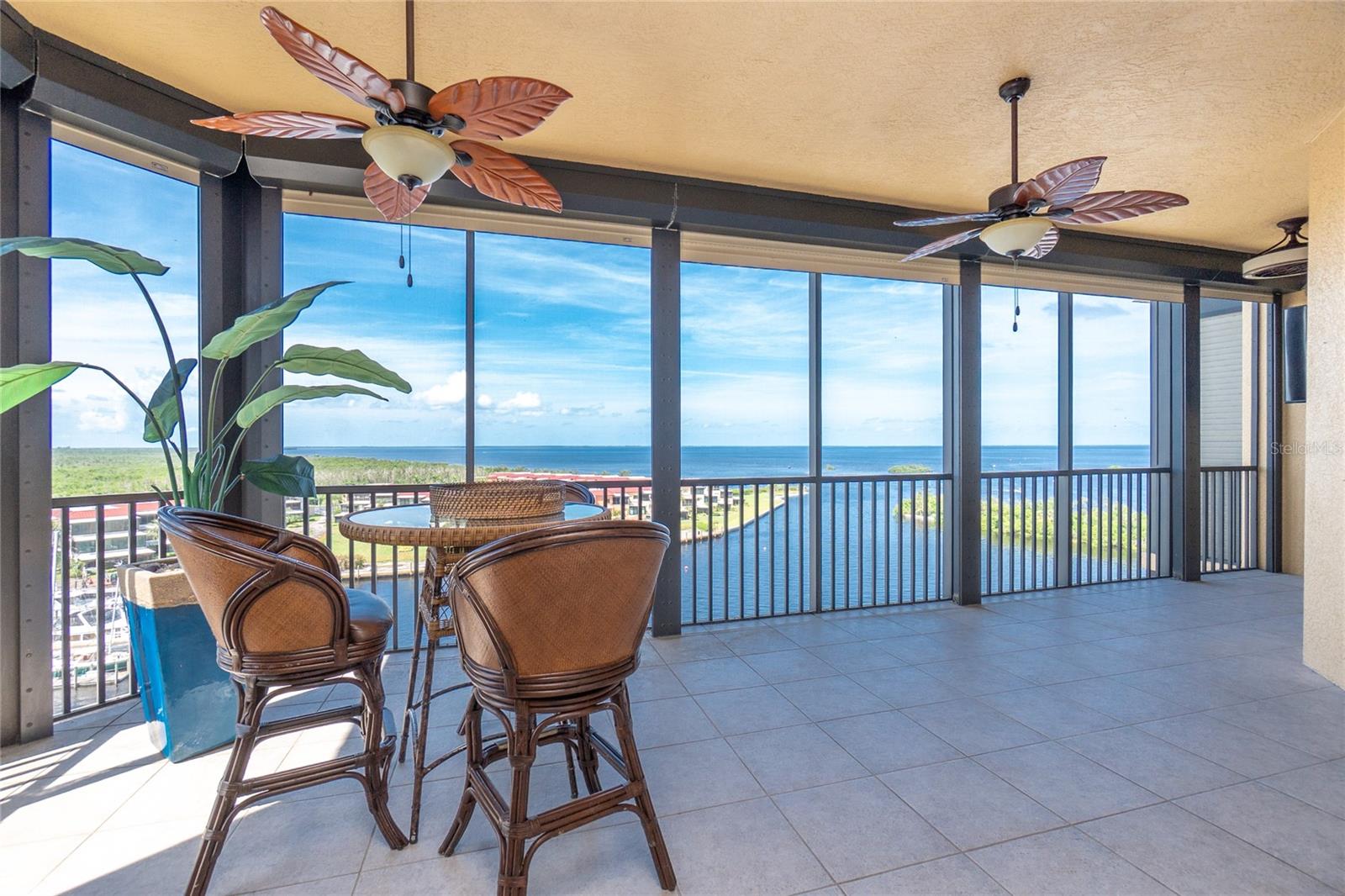 Image 3 of 65 For 3313 Sunset Key Cir  701