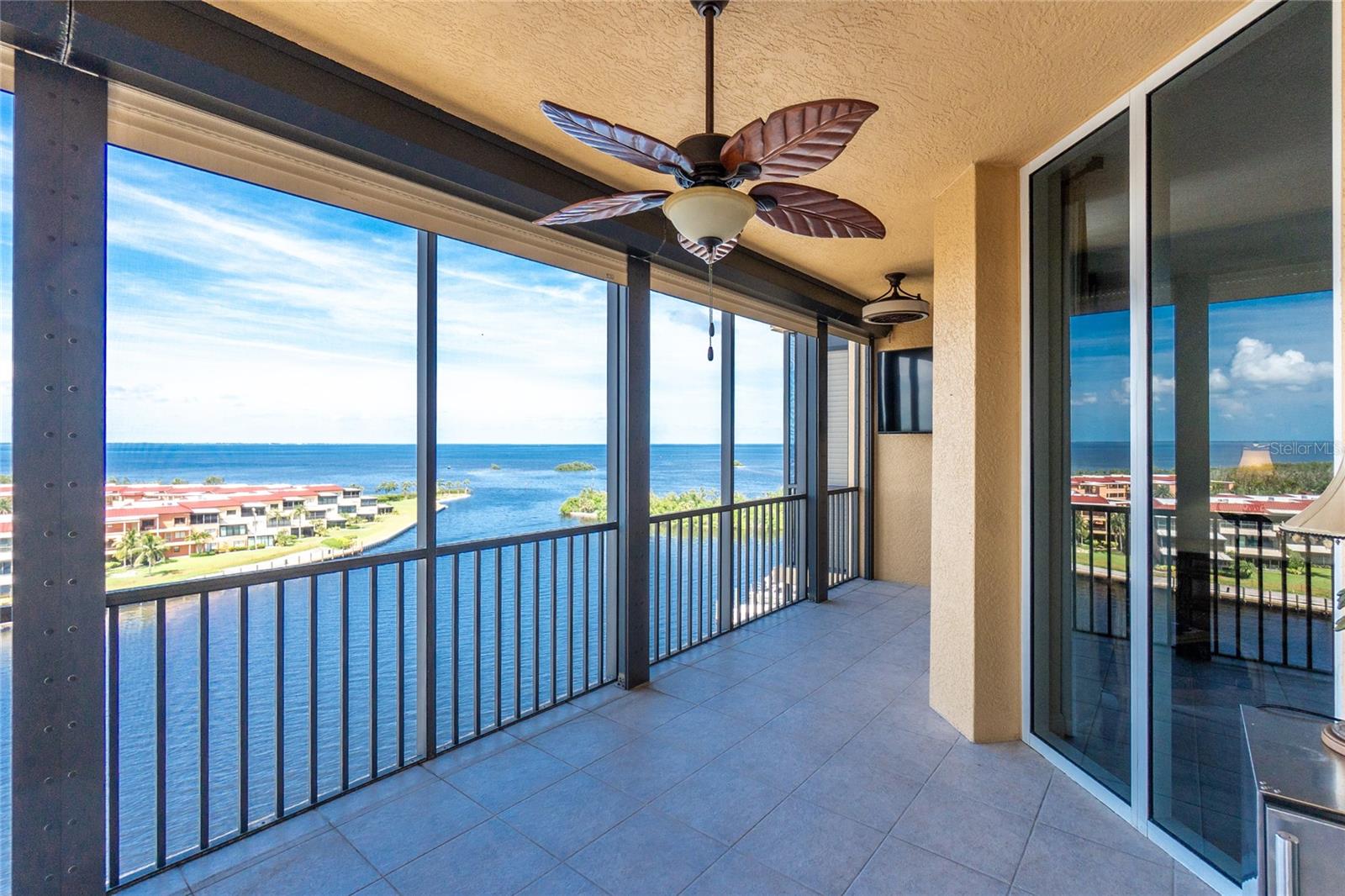 Image 41 of 65 For 3313 Sunset Key Cir  701