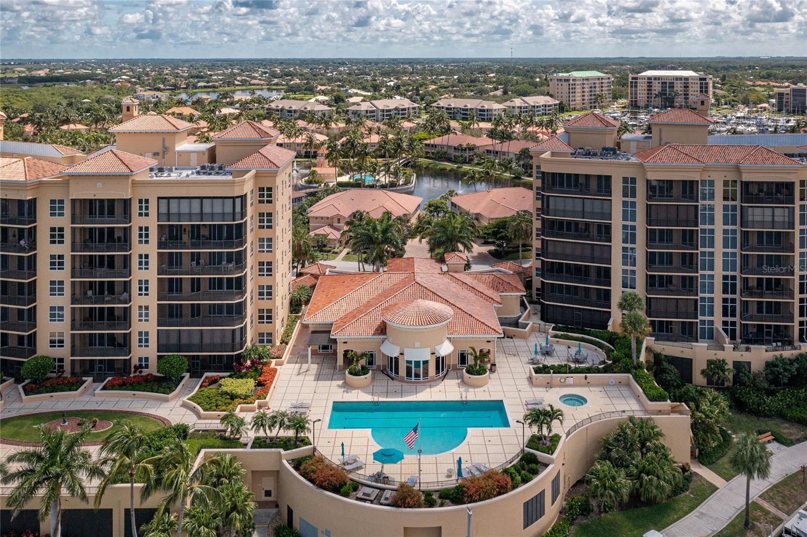 Image 44 of 65 For 3313 Sunset Key Cir  701