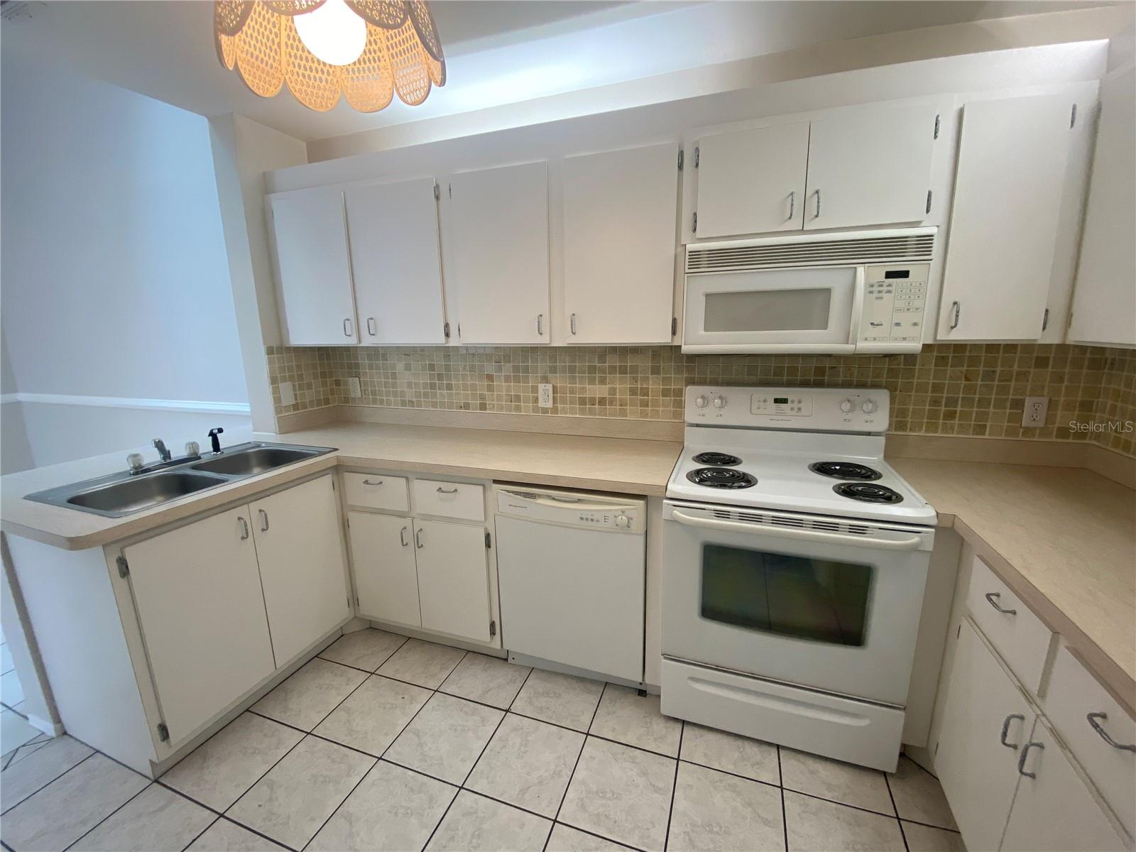 Image 11 of 26 For 3300 Loveland Boulevard 2102