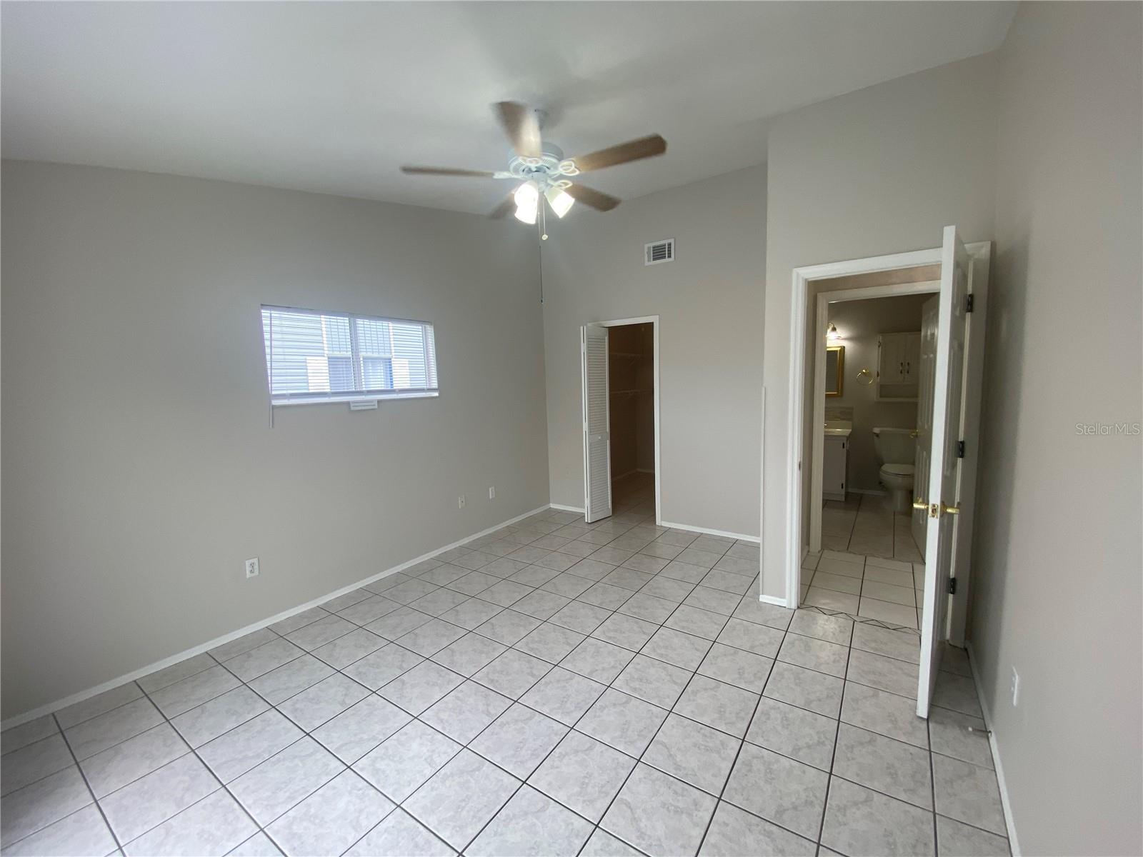 Image 18 of 26 For 3300 Loveland Boulevard 2102
