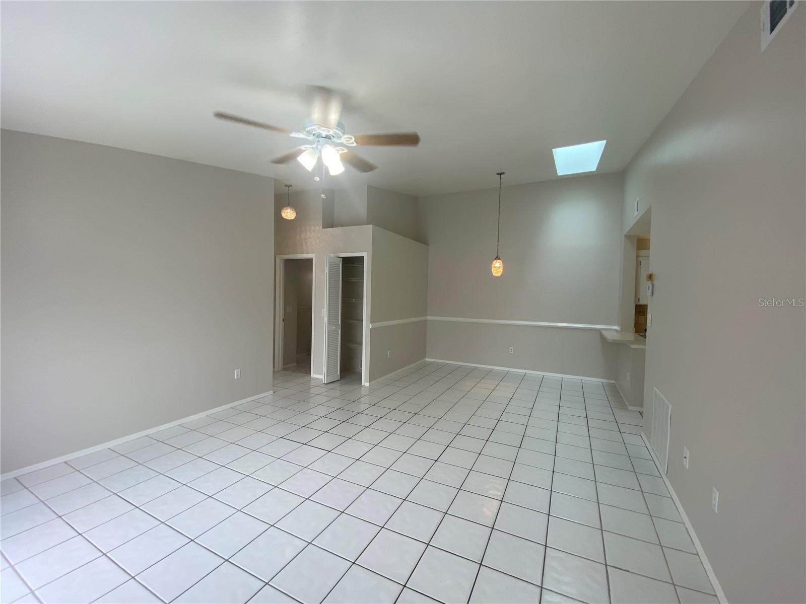 Image 5 of 26 For 3300 Loveland Boulevard 2102