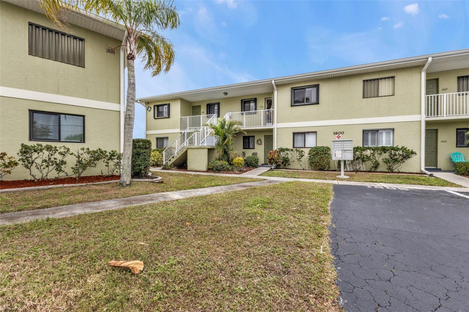Image 2 of 27 For 25225 Rampart Boulevard 1606