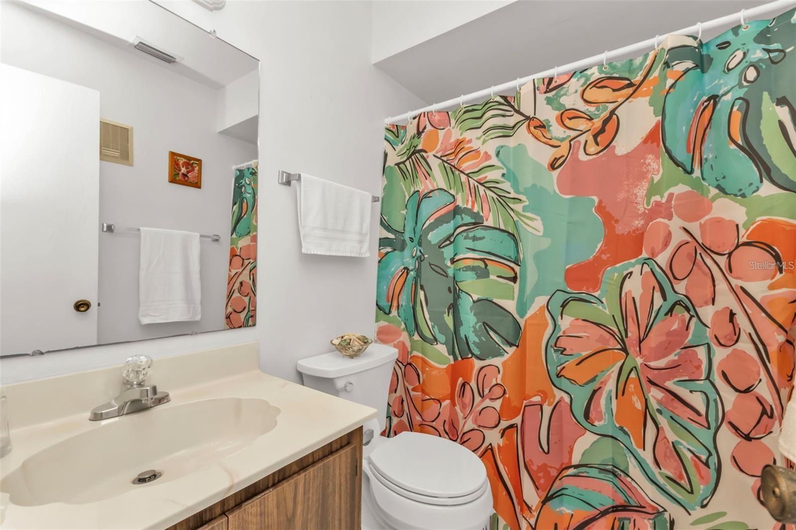 Image 20 of 27 For 25225 Rampart Boulevard 1606