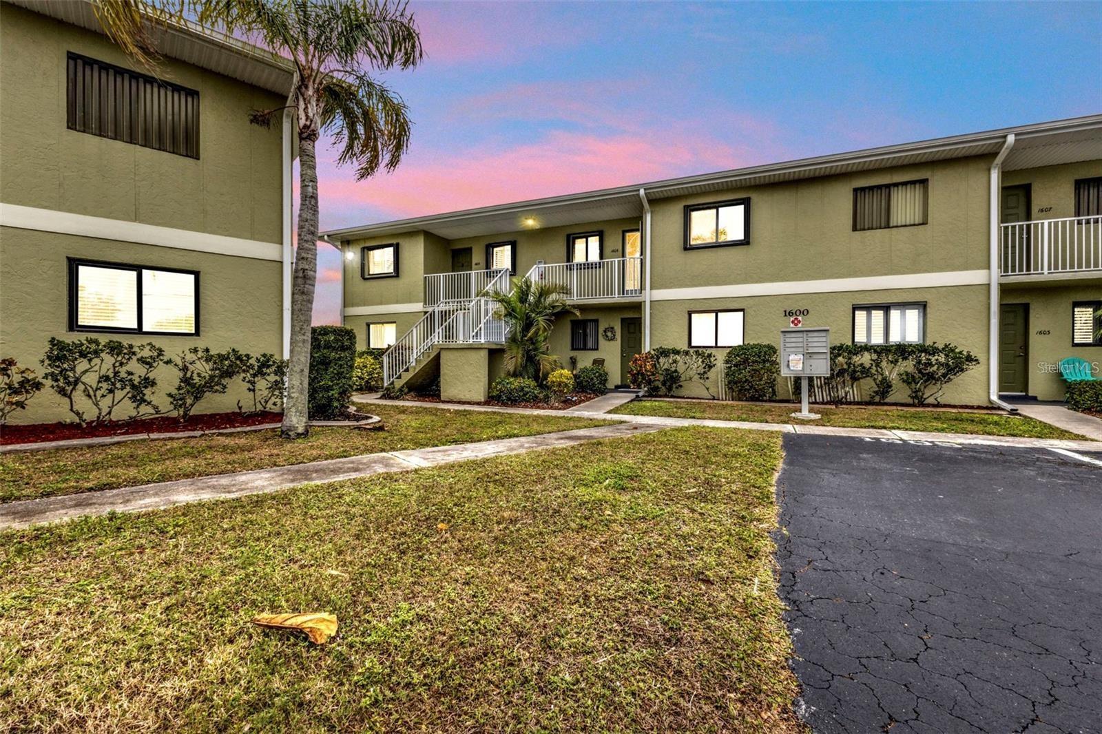 Image 3 of 27 For 25225 Rampart Boulevard 1606