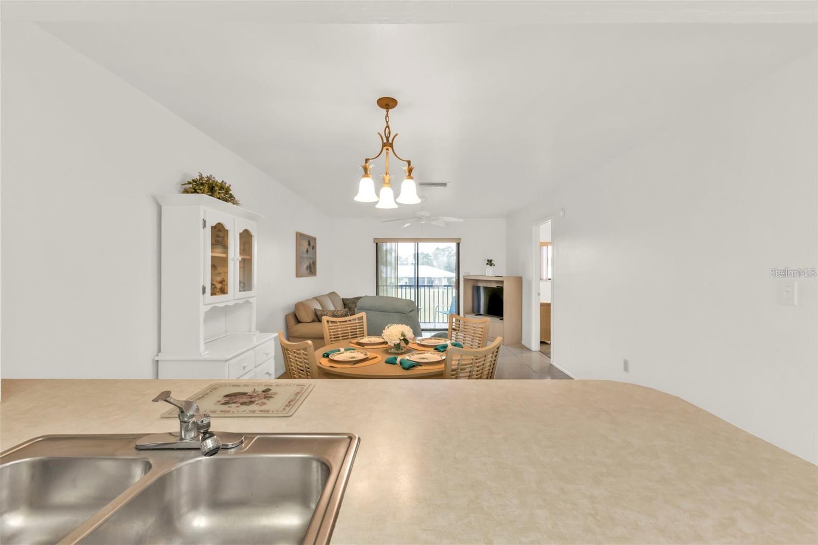 Image 9 of 27 For 25225 Rampart Boulevard 1606