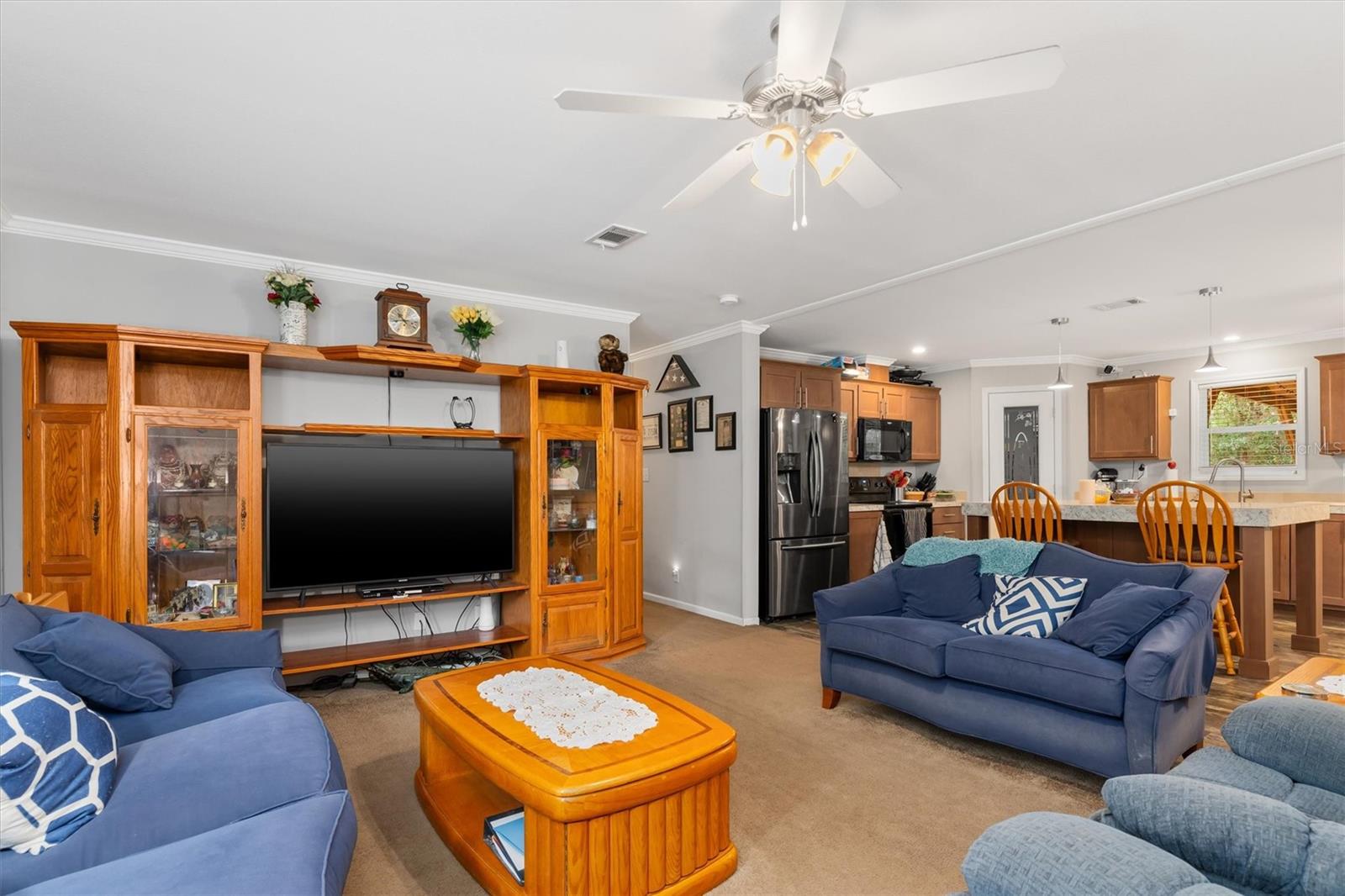 Image 6 of 33 For 1326 Eucalyptus Avenue