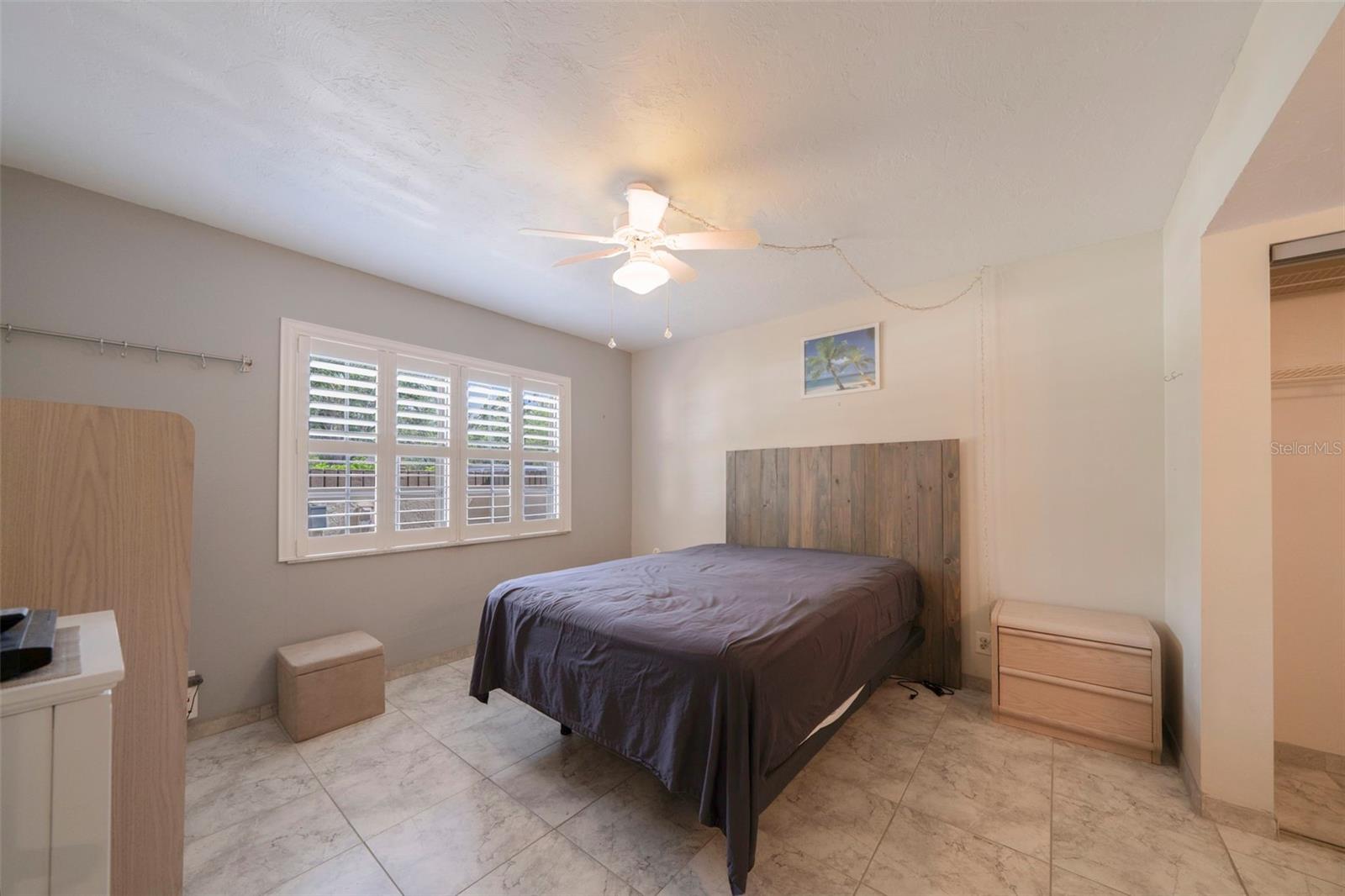 Image 12 of 33 For 19505 Quesada Avenue C103
