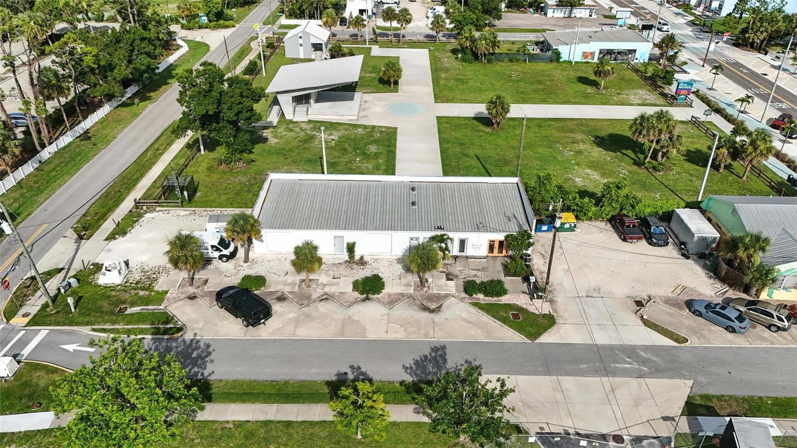 Image 4 of 46 For 30 Mango Street