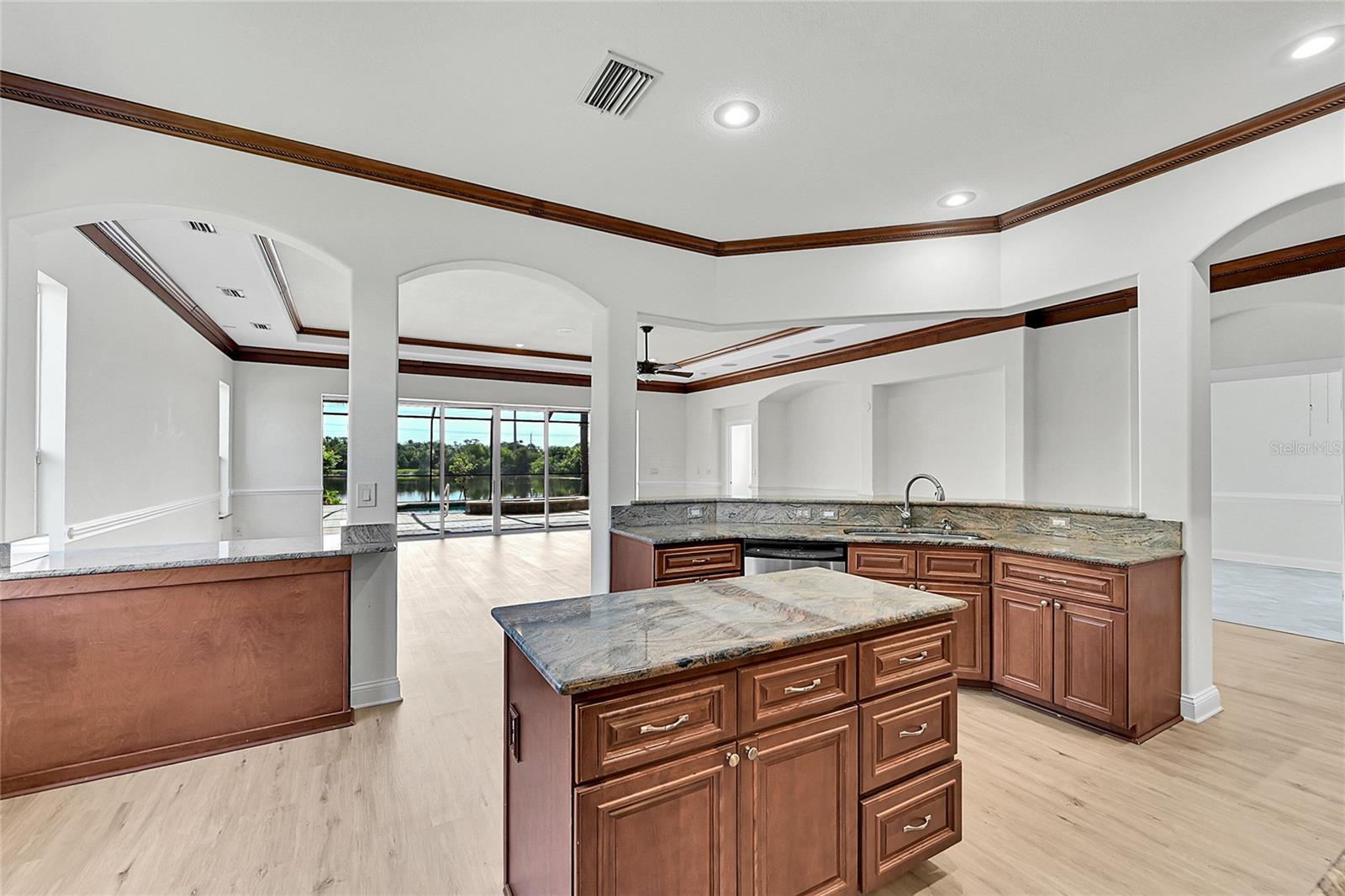 Image 13 of 64 For 333 Cipriani Way
