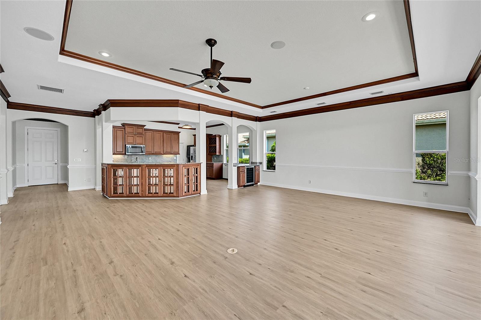 Image 17 of 64 For 333 Cipriani Way