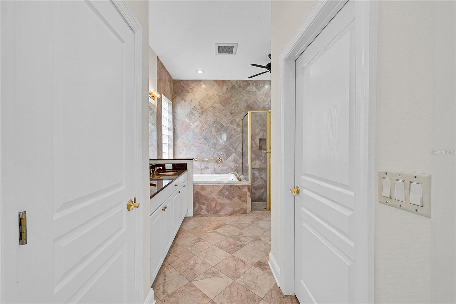 Image 24 of 64 For 333 Cipriani Way