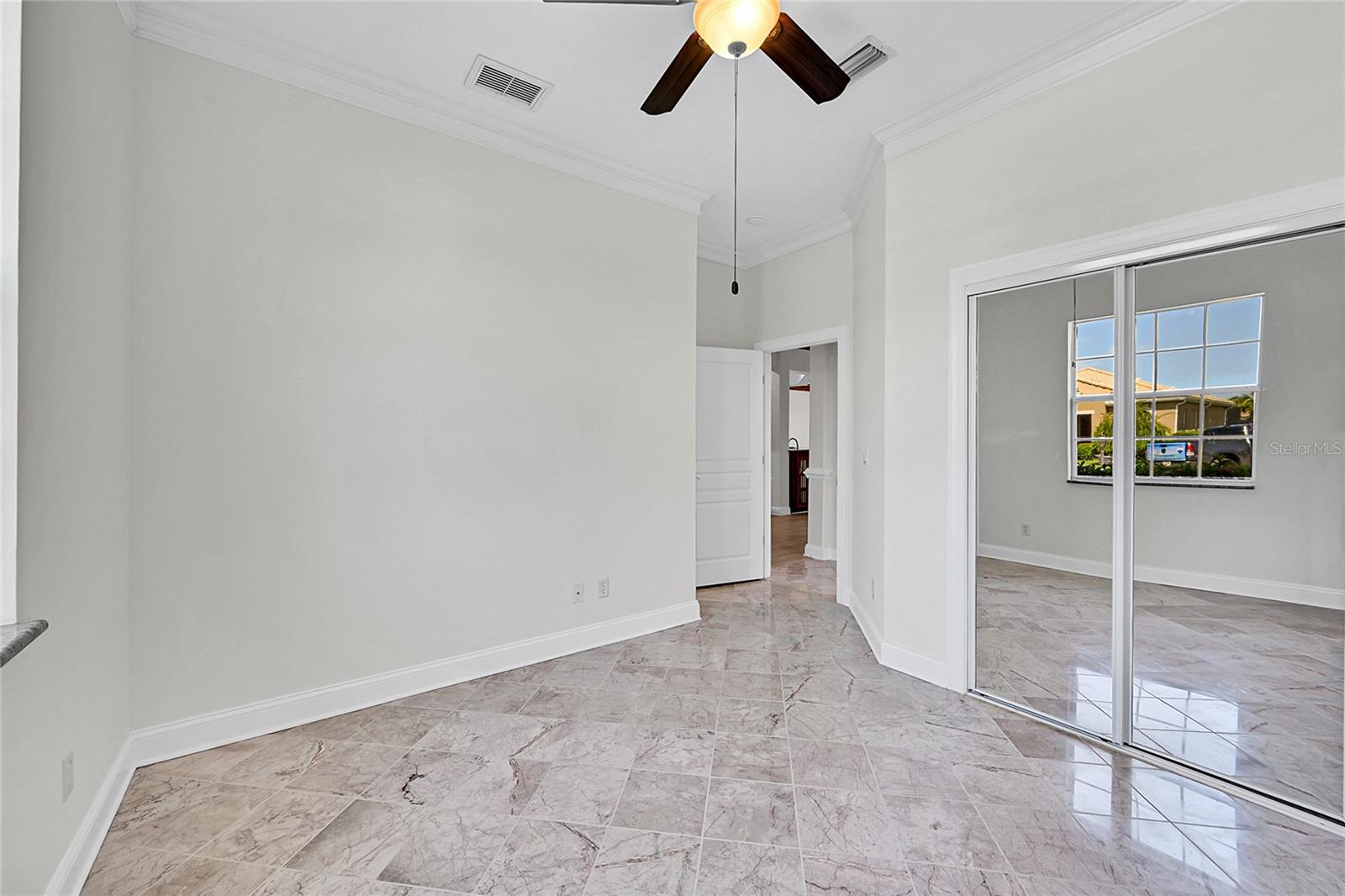 Image 33 of 64 For 333 Cipriani Way