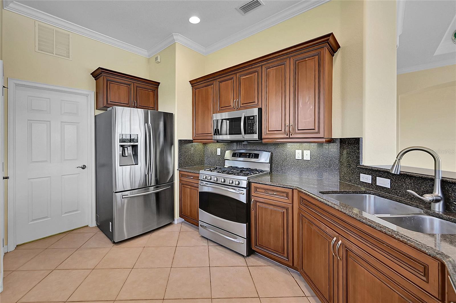 Image 13 of 62 For 337 Cipriani Way