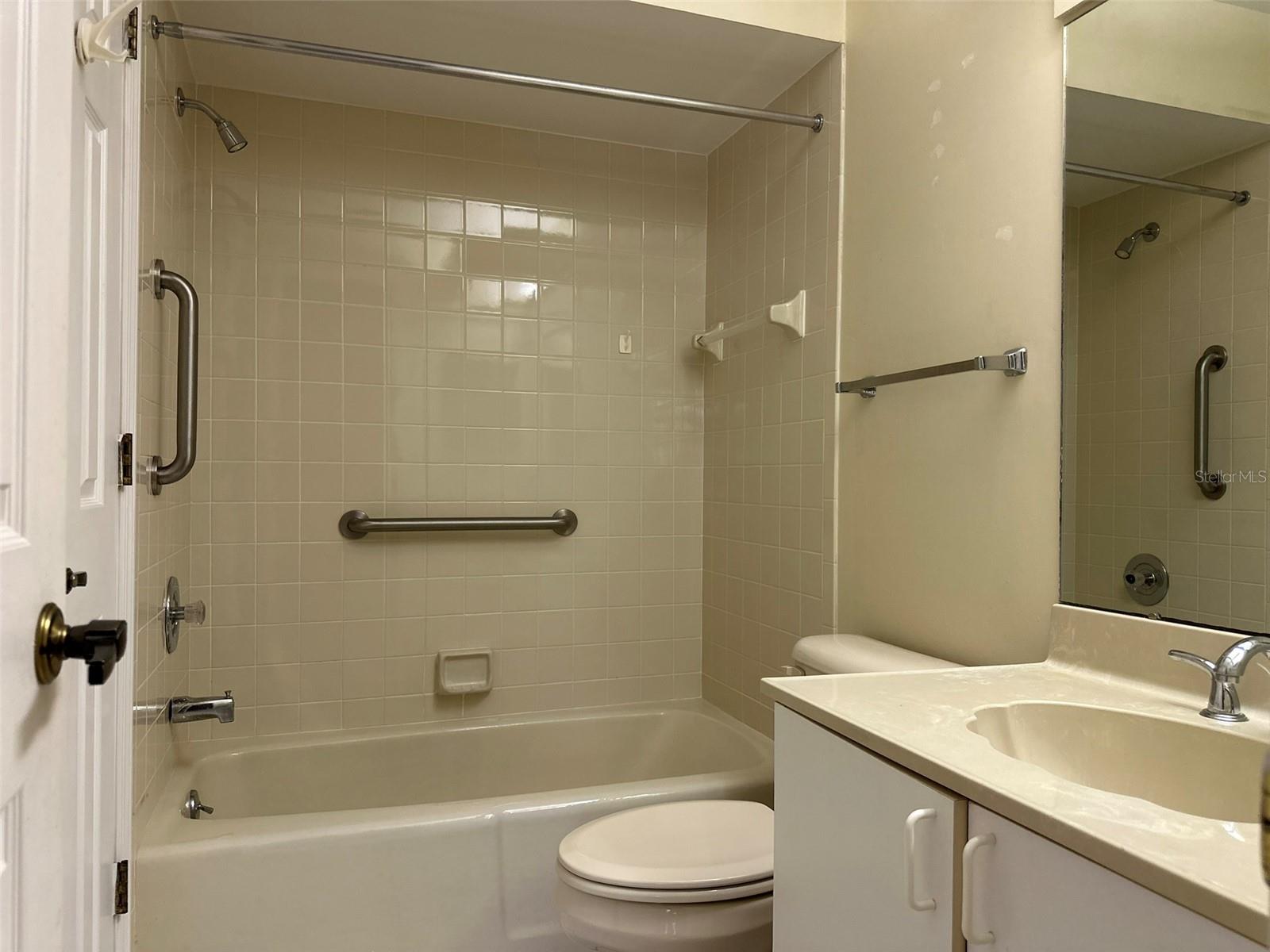 Image 19 of 42 For 11250 Essex Drive