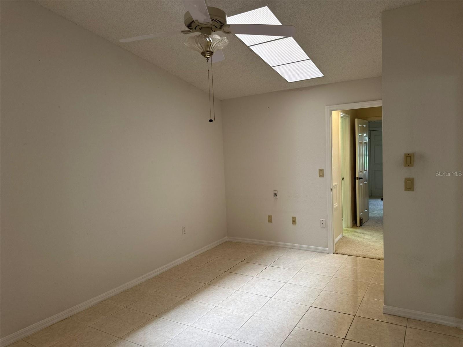 Image 23 of 42 For 11250 Essex Drive