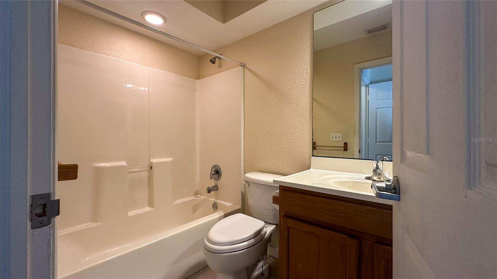 Image 10 of 29 For 6944 Rosemont Drive