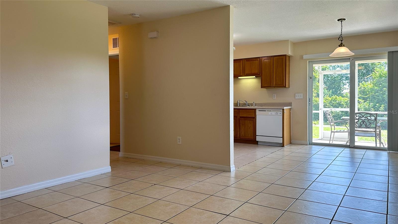 Image 24 of 29 For 6944 Rosemont Drive