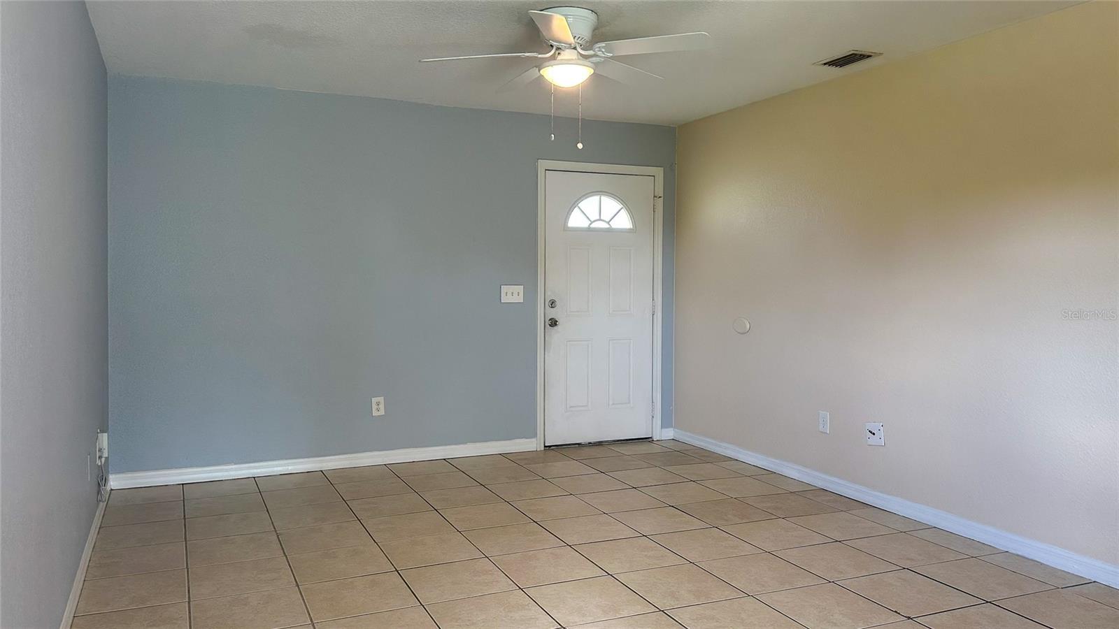 Image 25 of 29 For 6944 Rosemont Drive