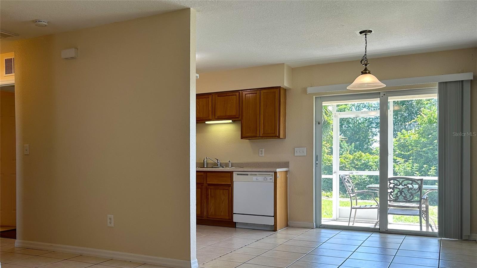 Image 6 of 29 For 6944 Rosemont Drive