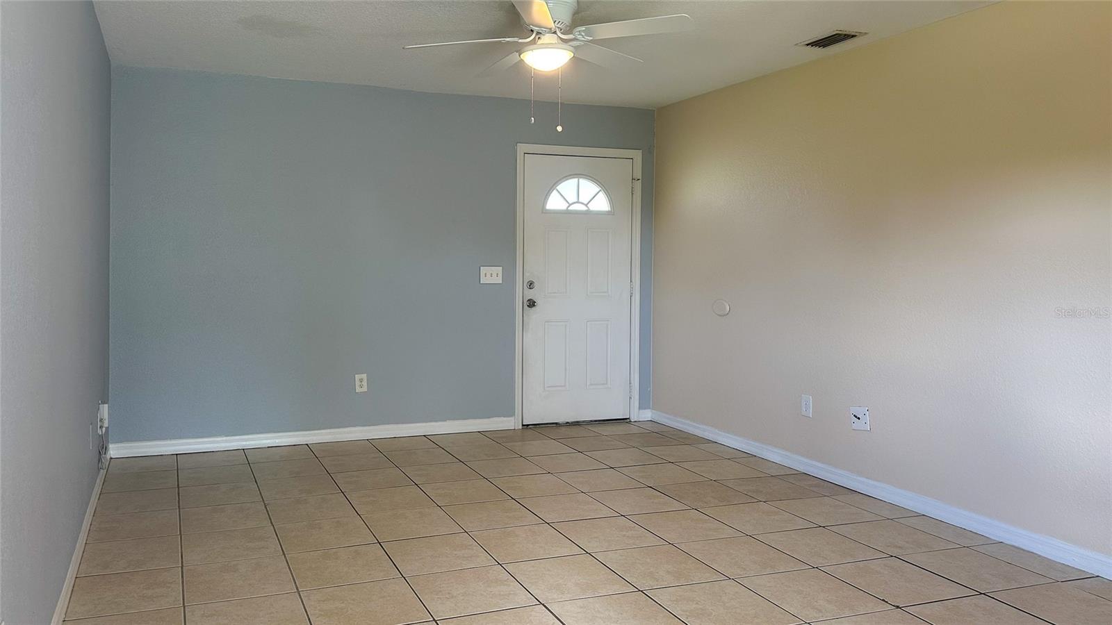 Image 7 of 29 For 6944 Rosemont Drive