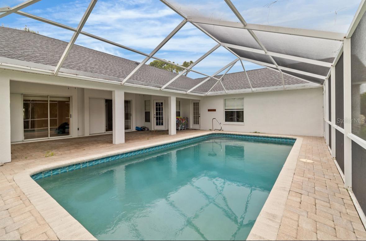 Image 14 of 29 For 1040 Bay Harbor Drive