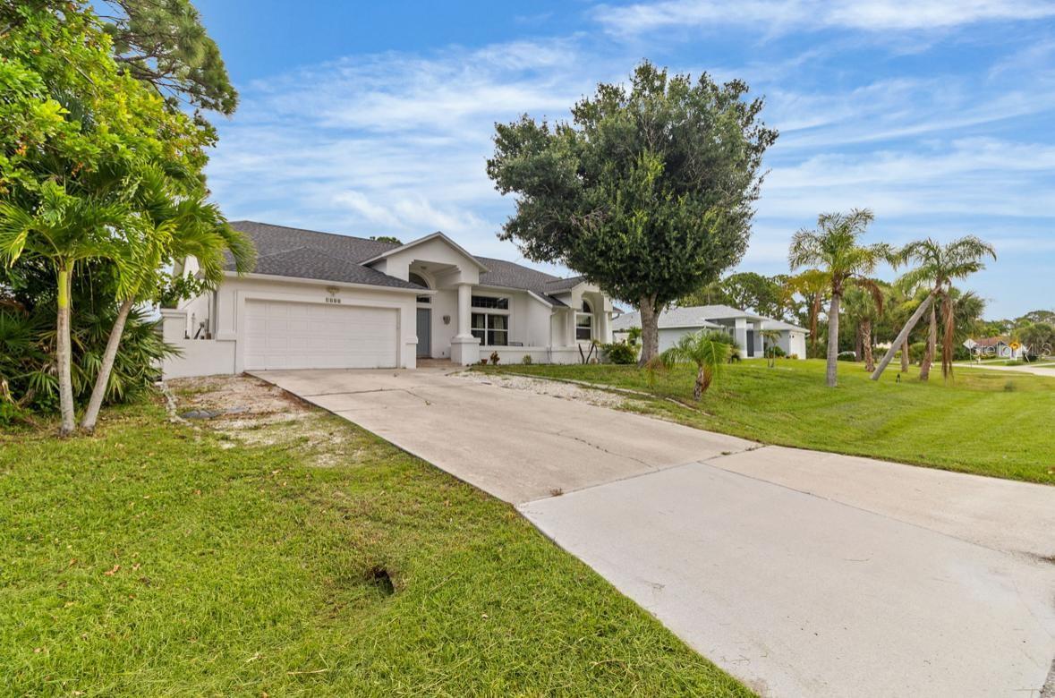 Image 2 of 29 For 1040 Bay Harbor Drive