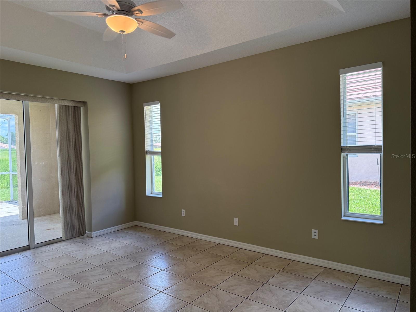 Image 15 of 37 For 2760 Royal Palm Drive