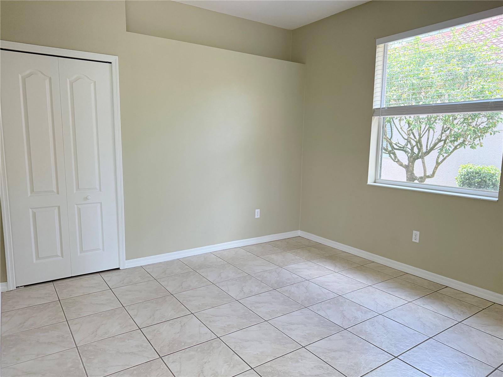 Image 31 of 37 For 2760 Royal Palm Drive