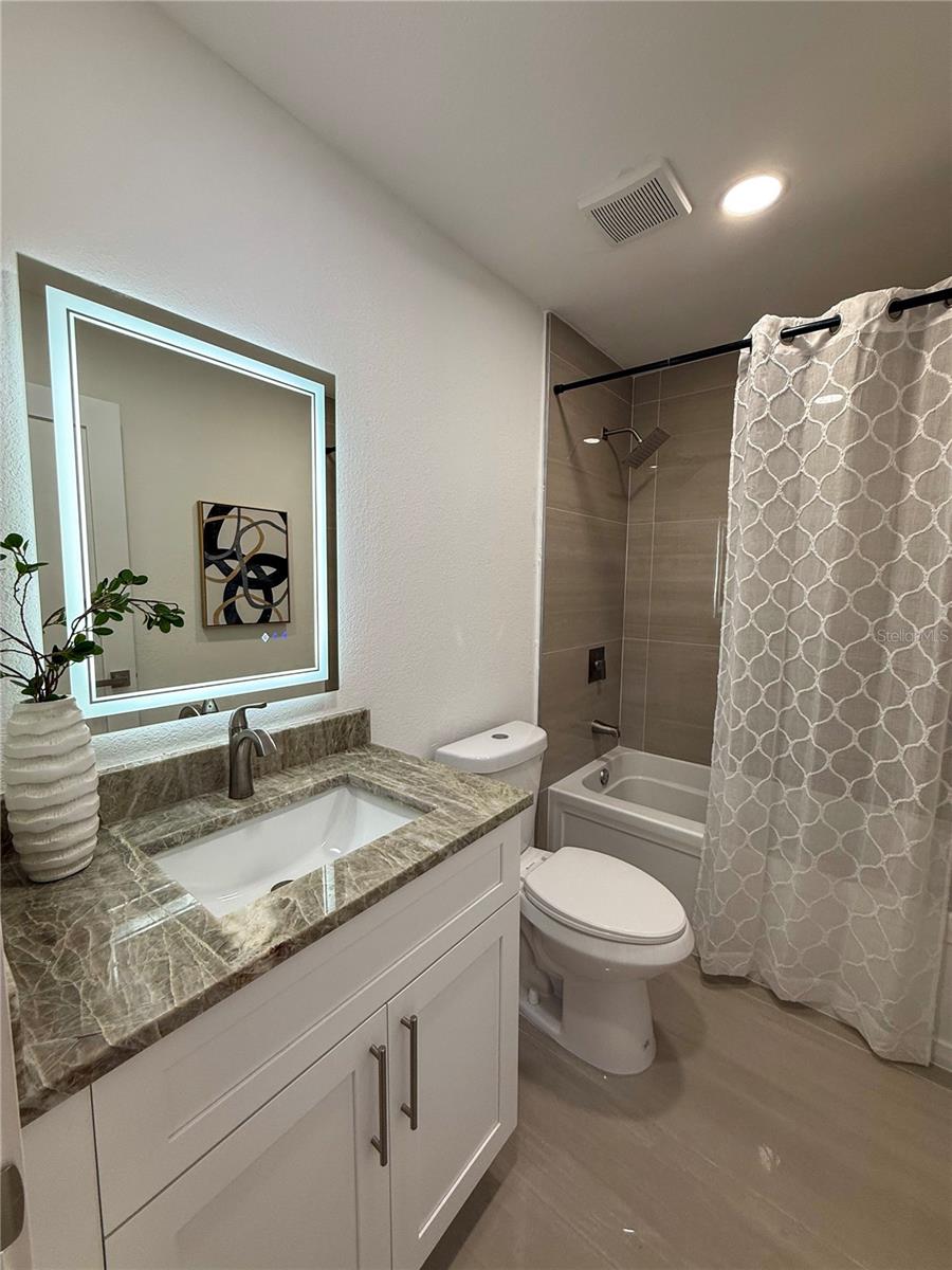Image 11 of 19 For 11772 96th Place
