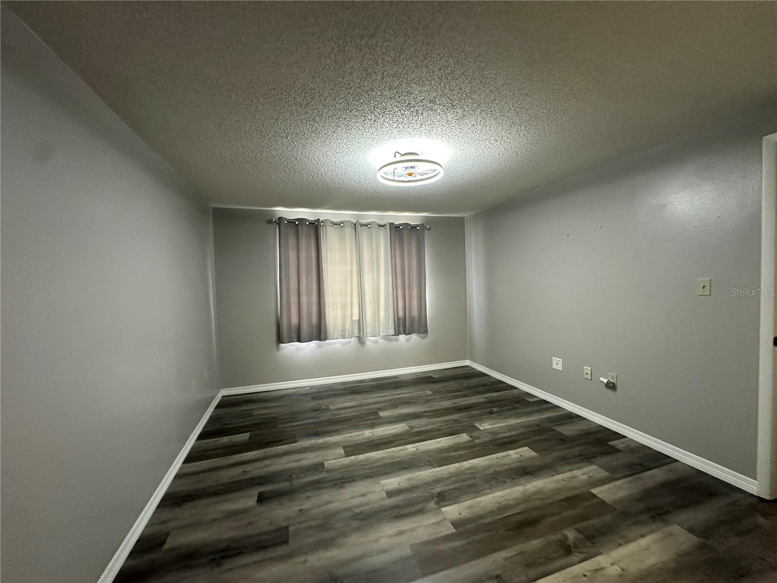 Image 11 of 20 For 22291 Westchester Boulevard 502