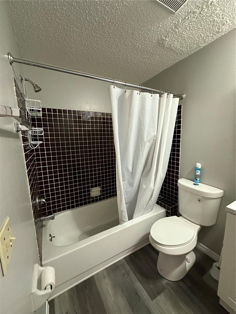 Image 16 of 20 For 22291 Westchester Boulevard 502