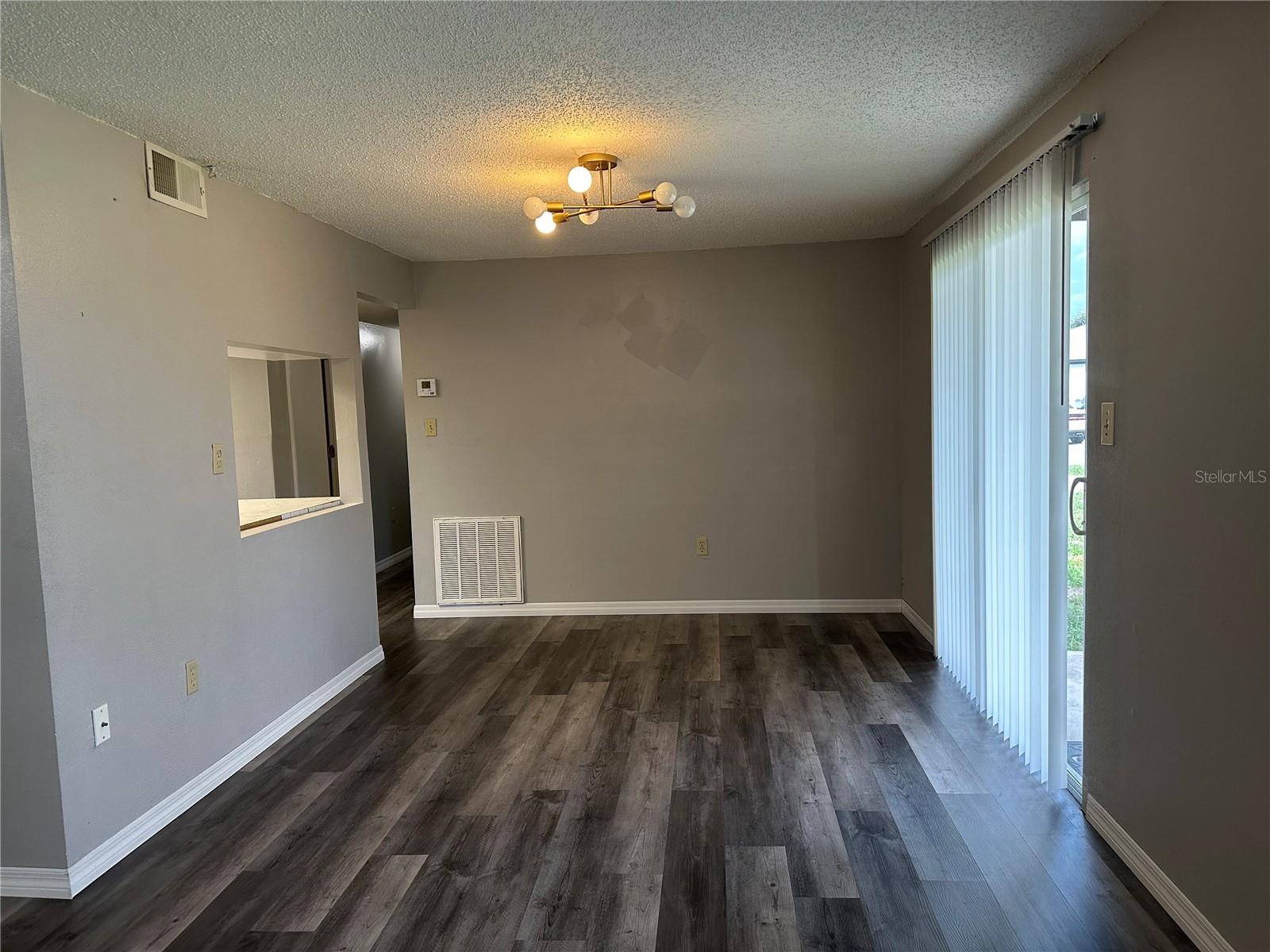 Image 3 of 20 For 22291 Westchester Boulevard 502