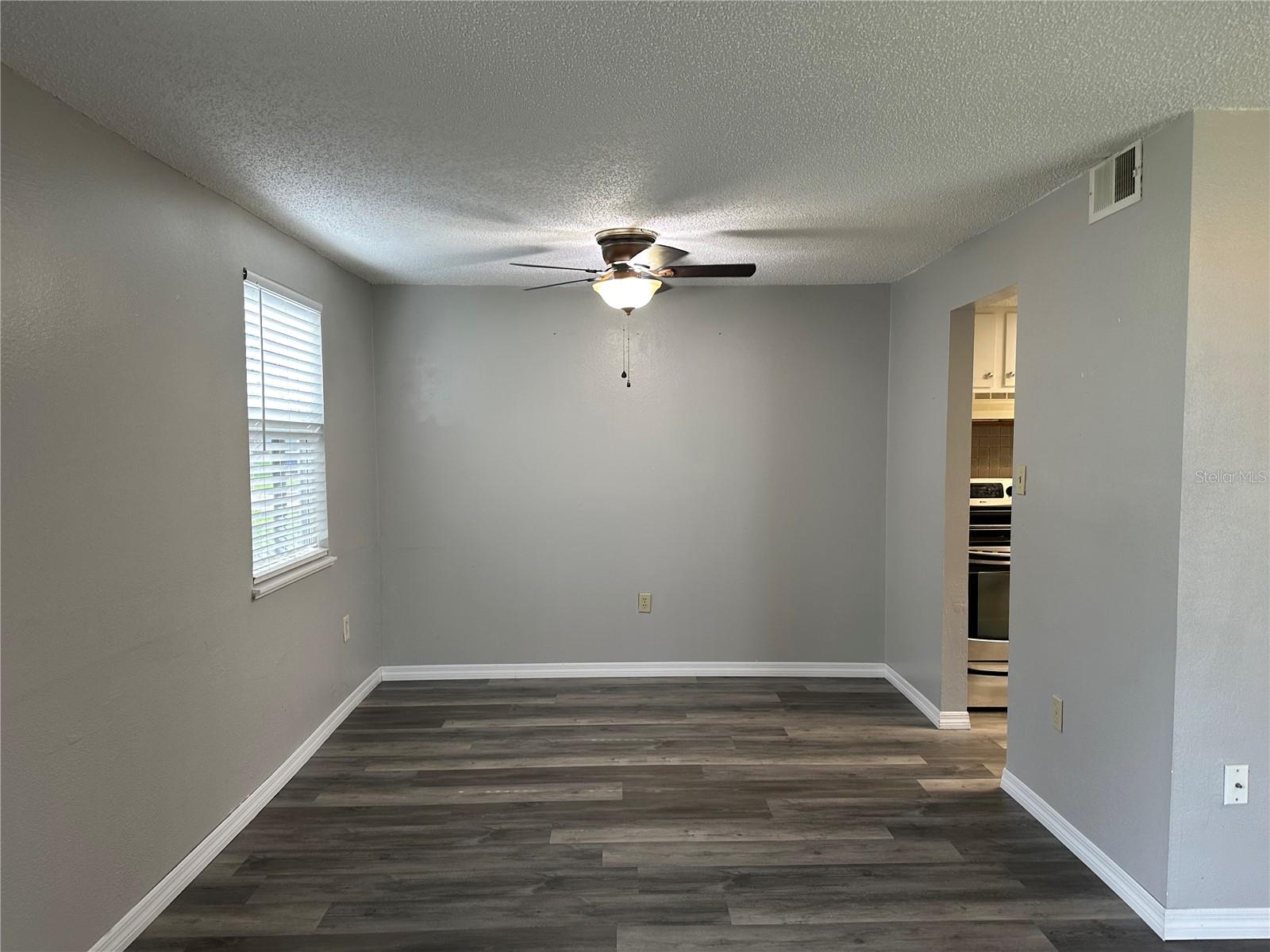 Image 4 of 20 For 22291 Westchester Boulevard 502