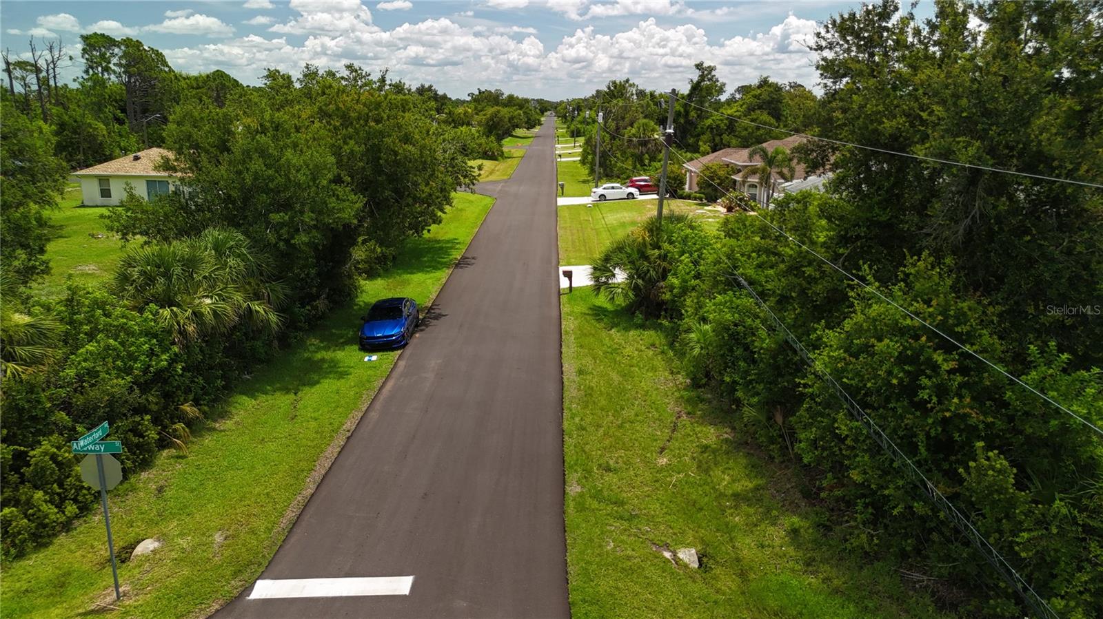 Image 14 of 18 For 10271 Waterford Avenue