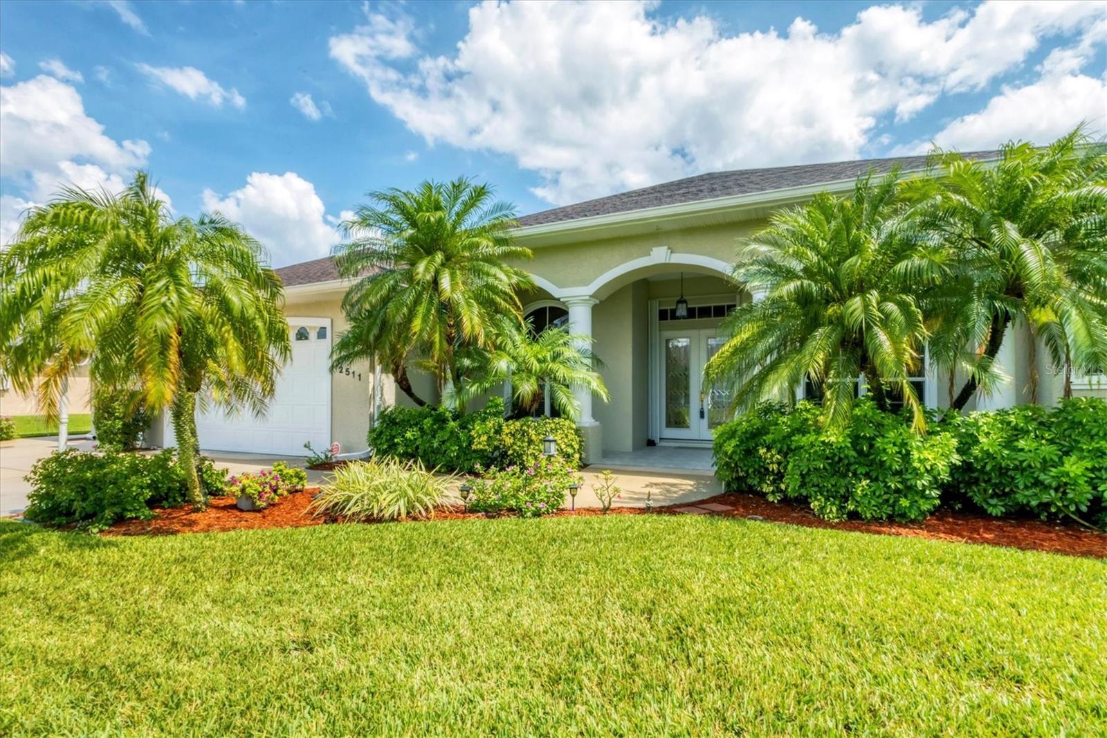 Image 4 of 43 For 2511 Pebble Creek Place