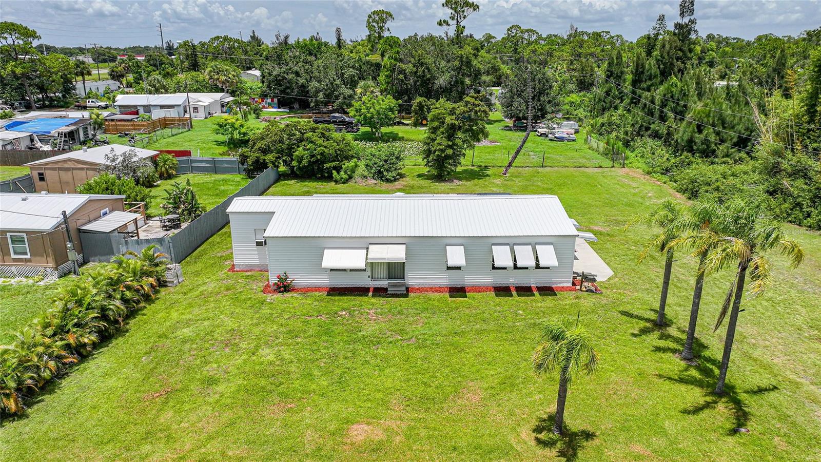Image 36 of 40 For 15320 Mango Drive