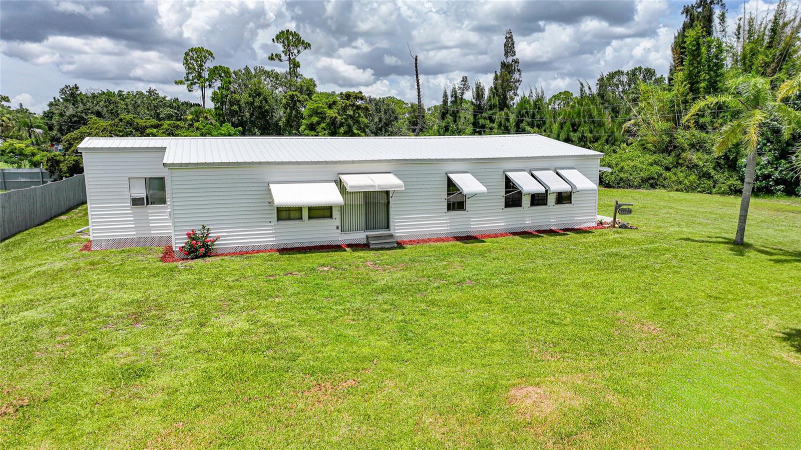 Image 37 of 40 For 15320 Mango Drive