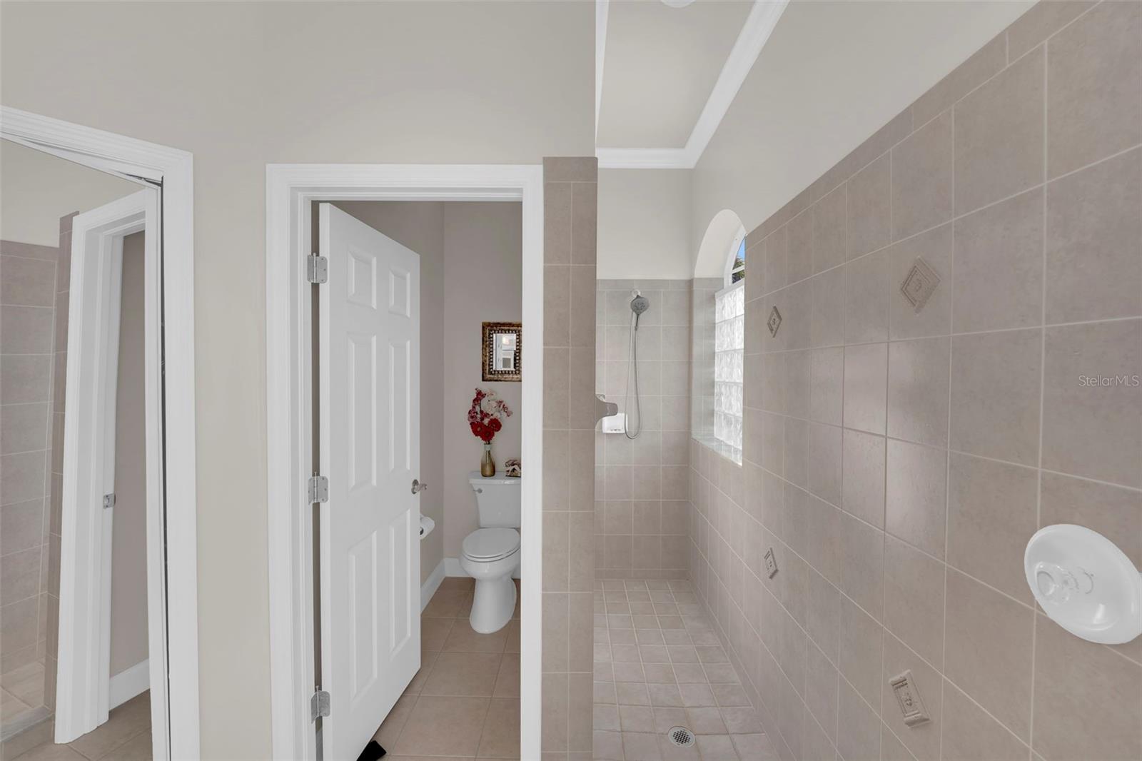 Image 25 of 76 For 5212 8th Court