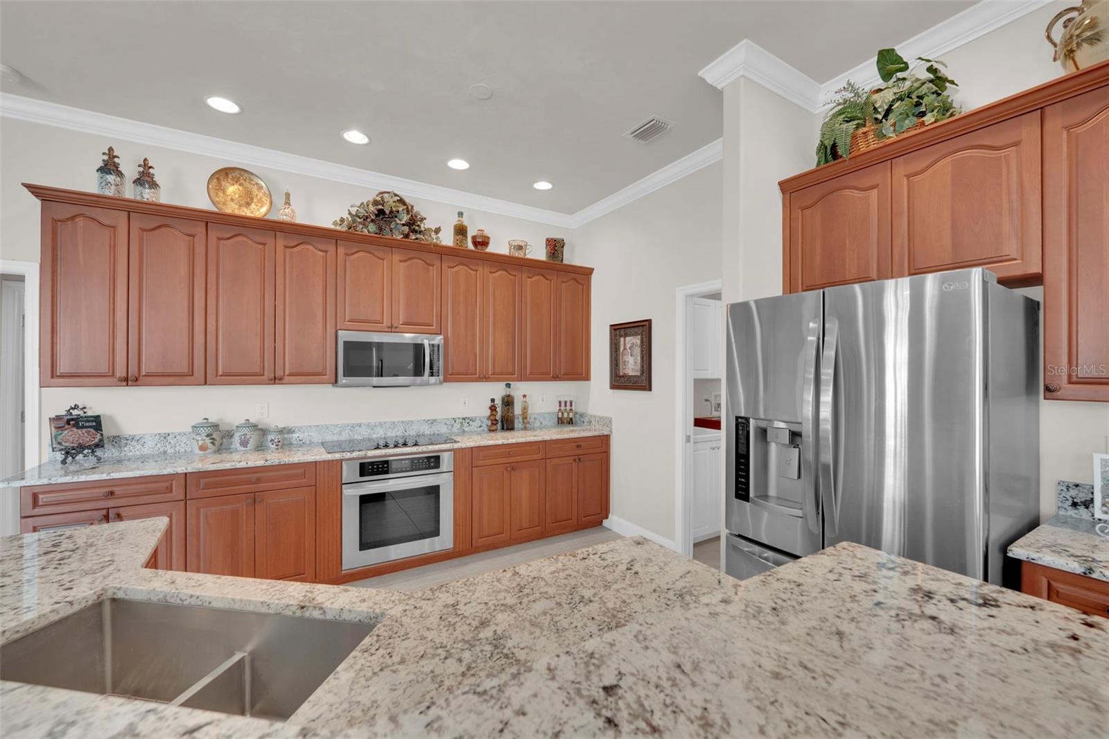 Image 48 of 76 For 5212 8th Court