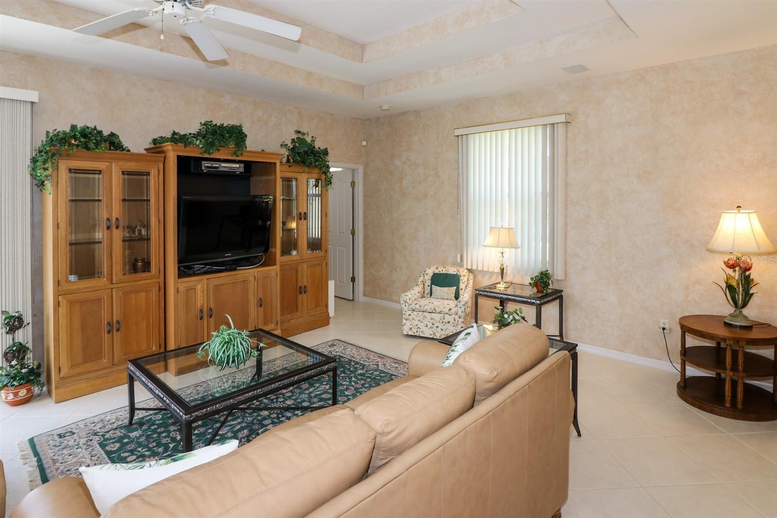 Image 25 of 55 For 1855 Silver Palm Road