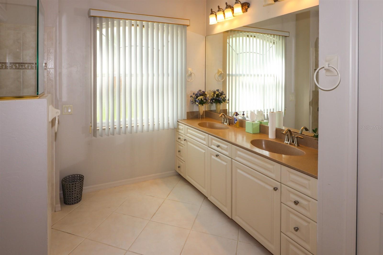 Image 31 of 55 For 1855 Silver Palm Road