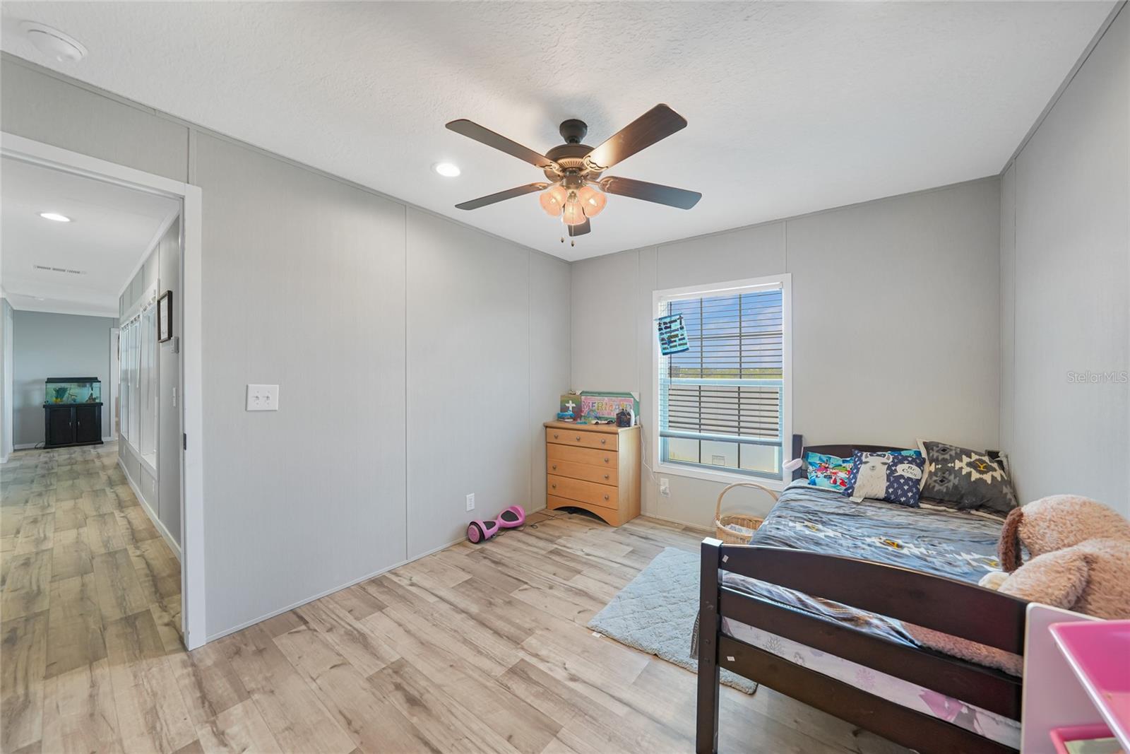 Image 16 of 54 For 11524 Herbert Avenue