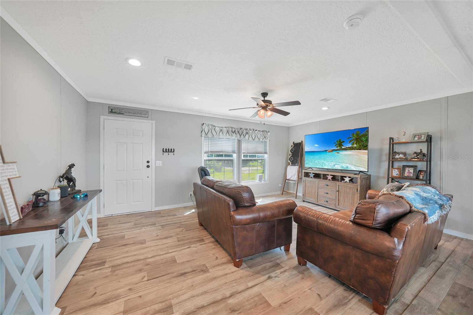 Image 3 of 54 For 11524 Herbert Avenue